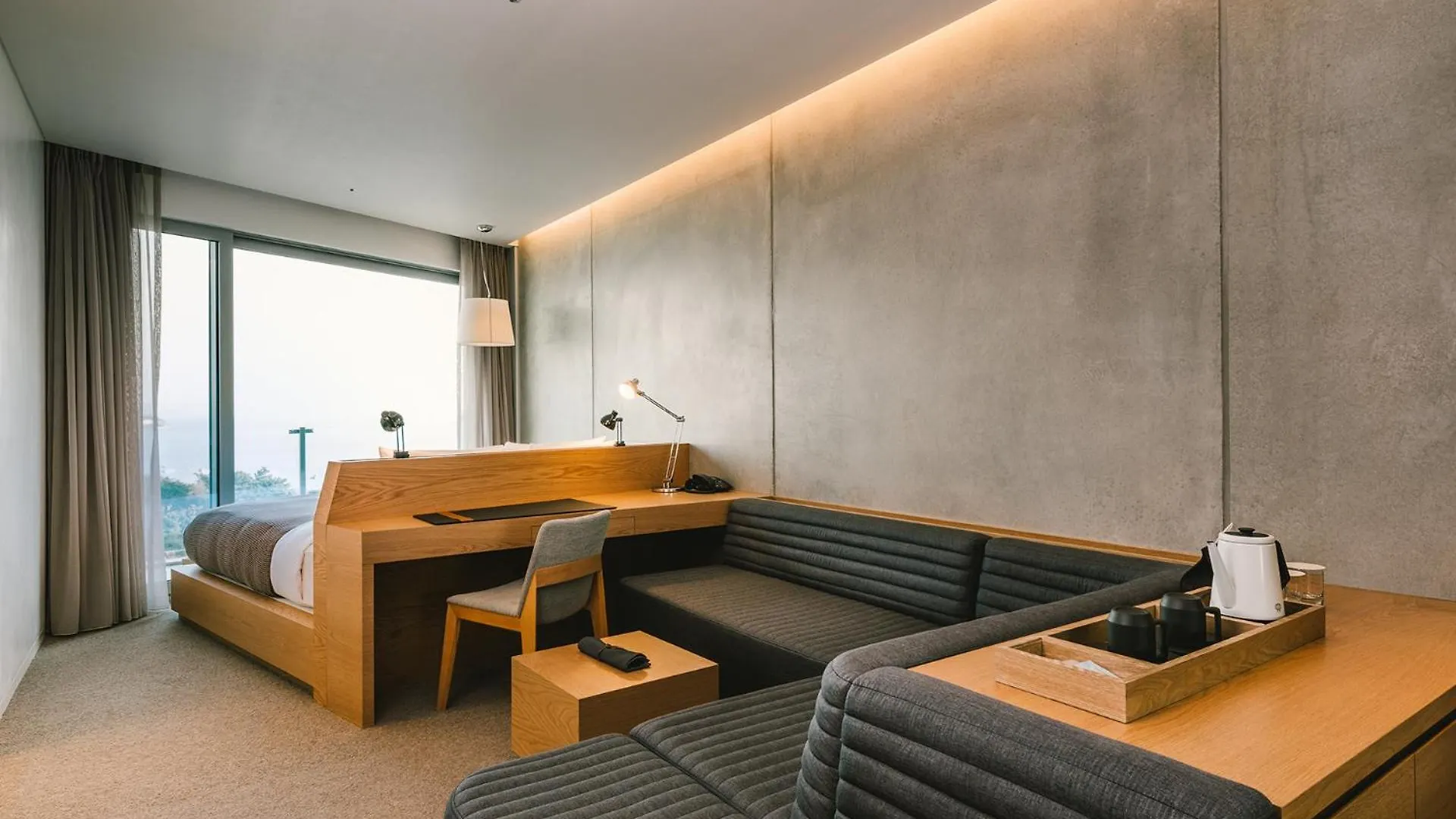 Nest Hotel Incheon 5*,