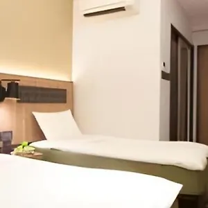 *** Hotel Aqueen Heritage Little India Singapore