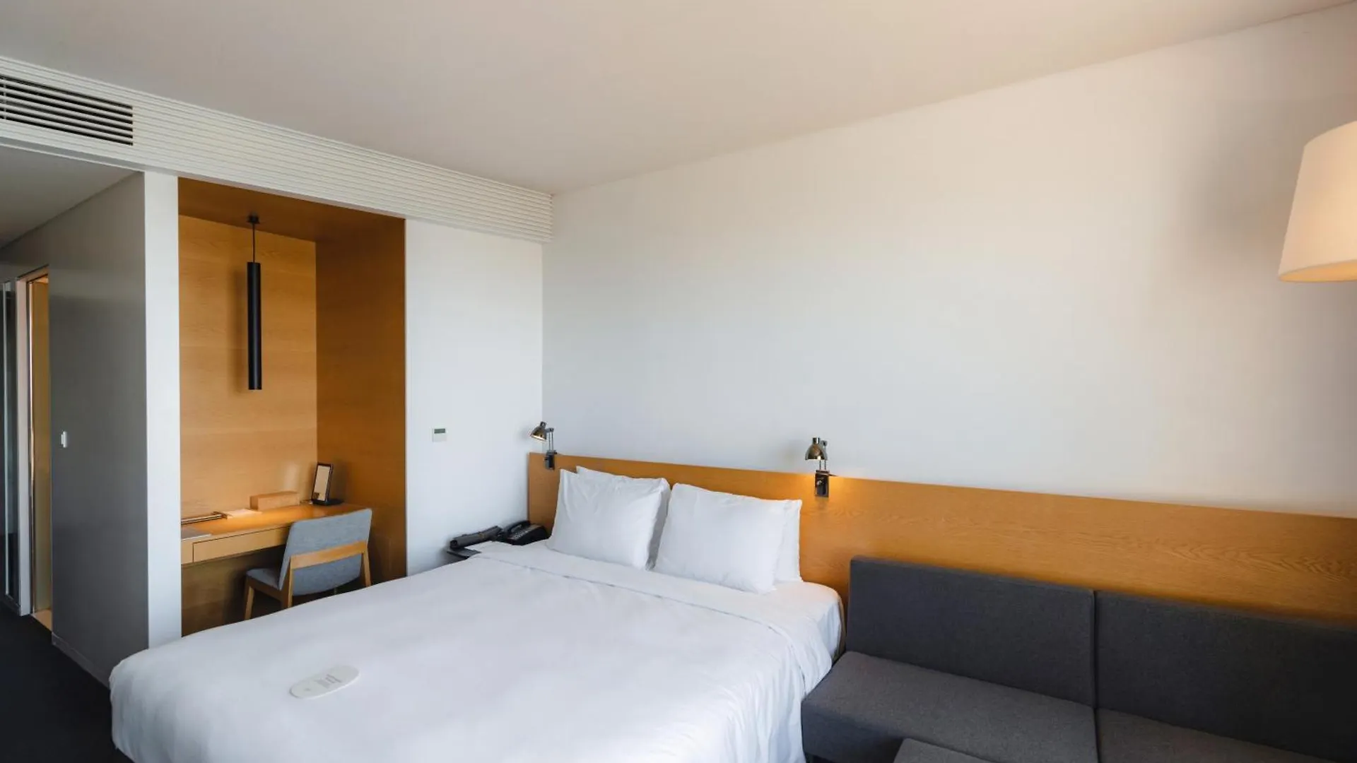 *****  Nest Hotel Incheon South Korea